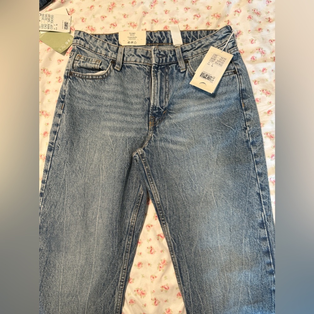 Straight regular fit mid waist jeans H&M women’s 4